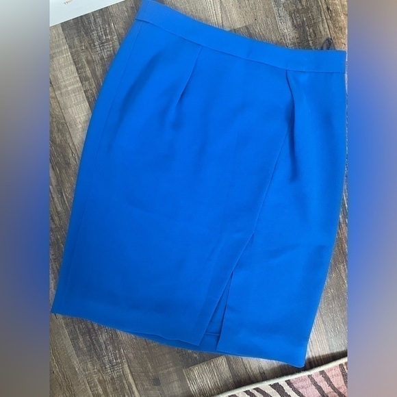 J. Crew Size 2 Pencil Skirt - Picture 2 of 5